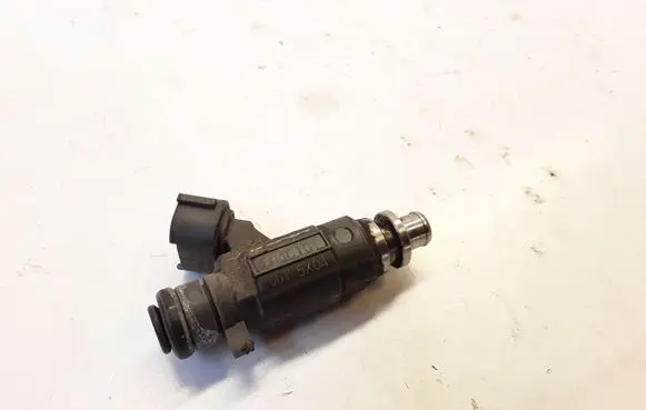 Subaru Legacy Fuel injector FBJC101 0015X04