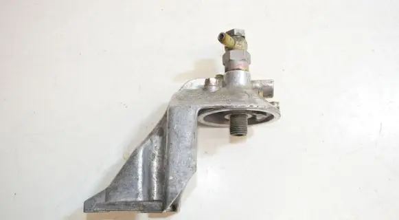 Audi A6 S6 C4 4A Fuel filter bracket/mount holder 074127445