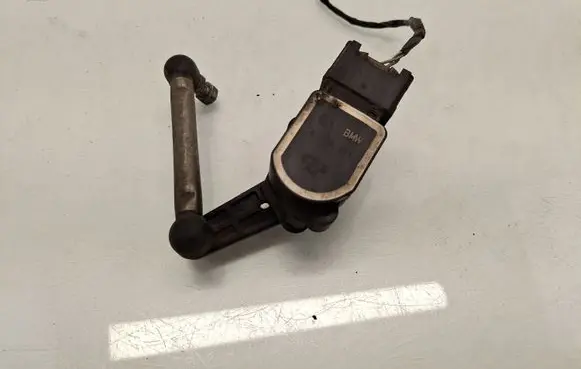 BMW X5 E70 Headlight/headlamp level sensor 6778814