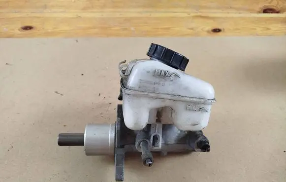 Opel Astra G Master brake cylinder 5571