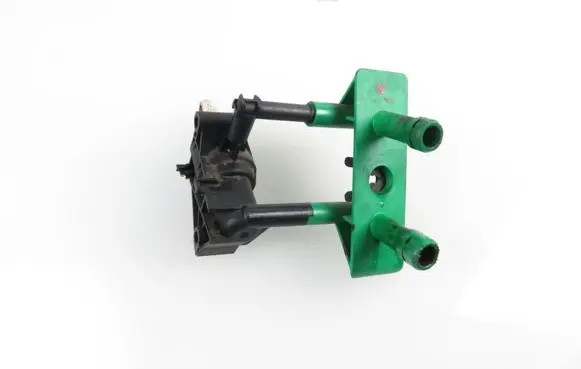 Ford Focus Clutch master cylinder 98AB7A543AH