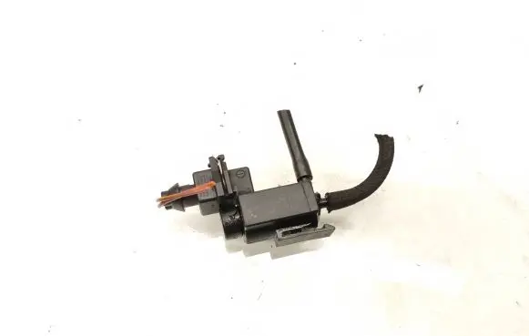 BMW 5 E60 E61 Turbo solenoid valve 1742712