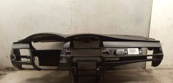 BMW 5 E60 E61 Dashboard 6960816