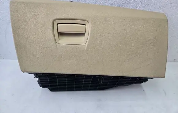 BMW 5 F10 F11 Glove box