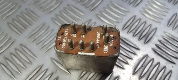 Mercedes-Benz E W123 Other relay 0335320014