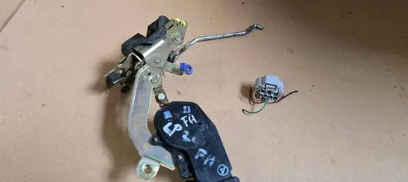 Suzuki Ignis Front door lock 8220280G11 8220280G20