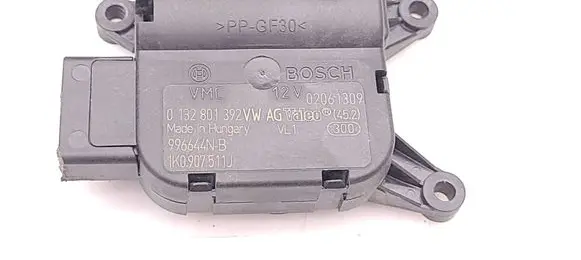 Volkswagen Caddy Air flap motor/actuator 1K0907511J