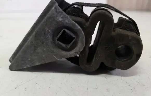 Renault Arkana Muffler mount bracket/holder 206400551R