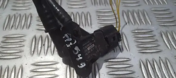 Volkswagen Golf V Air pressure sensor 0261230081 036906051G