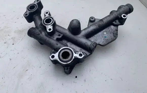 Toyota Corolla Verso AR10 Engine coolant pipe/hose