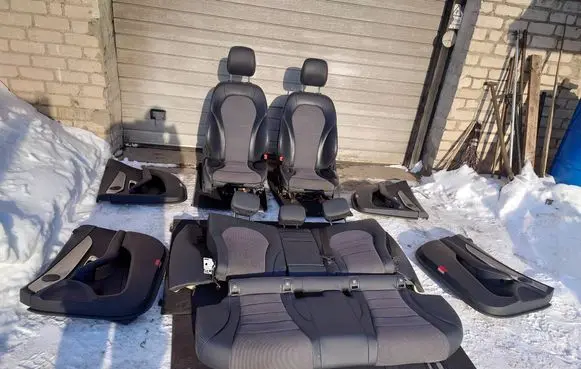 Mercedes-Benz C W205 Seat set 