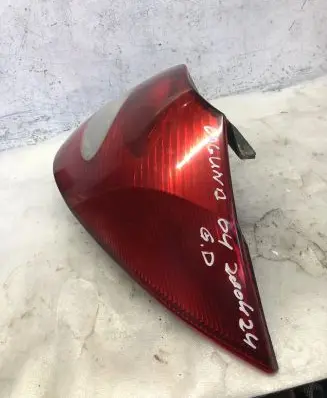 Renault Laguna II Rear/tail lights 8200002472