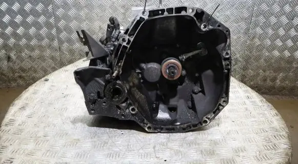 Renault Kangoo II Manual 5 speed gearbox JR5151