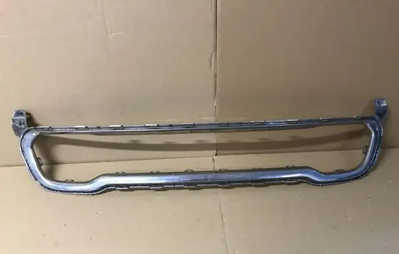 Jeep Cherokee Front bumper upper radiator grill 68203230AB
