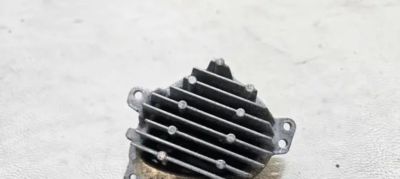 BMW 5 G30 G31 G38 LED ballast control module 23508302