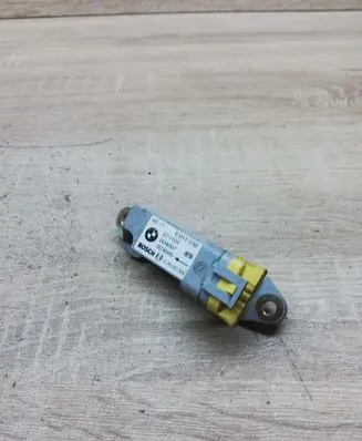 BMW 3 E46 Airbag deployment crash/impact sensor 6911038 0285002064
