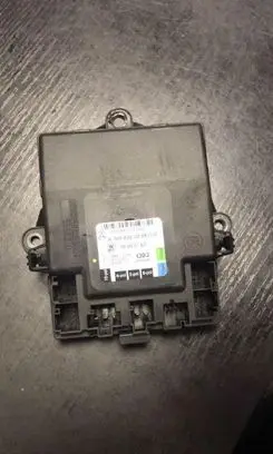 Mercedes-Benz A W169 Door control unit/module A1698203085 1698203085