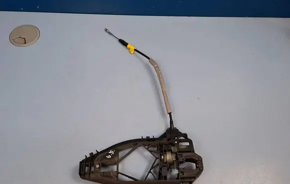 Audi A6 S6 C8 4K Rear door exterior handle/bracket 4N0837812B