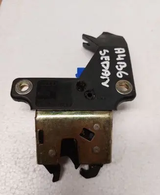 Audi A4 S4 B6 8E 8H Tailgate/trunk/boot lock/catch/latch 8E5827505