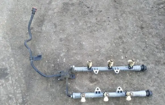 KIA Magentis Fuel main line pipe
