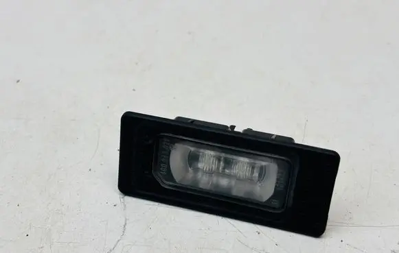 Audi Q3 8U Number plate light 4G0943021