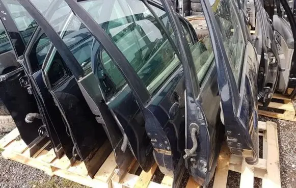 Seat Alhambra (Mk1) Front door PILKOS