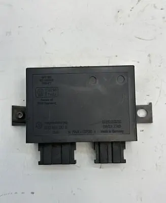 Volkswagen Multivan T4 Other control units/modules 6H0953257B