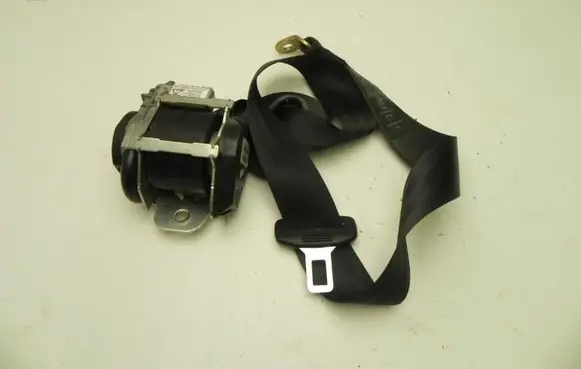 Volkswagen Jetta III Front seatbelt 1K4857706F M1693
