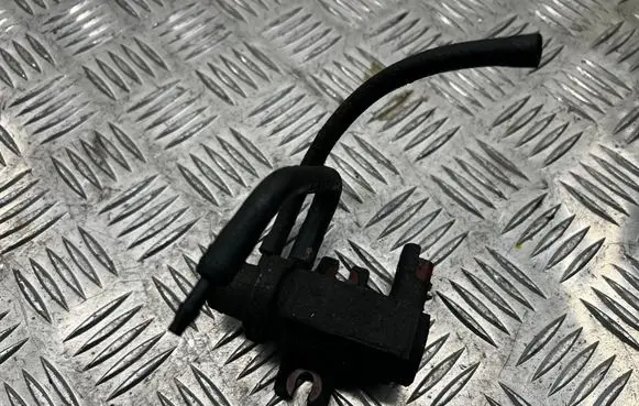 Volvo V50 Turbo solenoid valve 700968040 65701