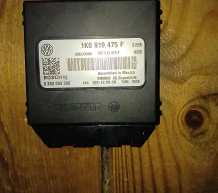 Volkswagen Eos Parking PDC control unit/module 1K0919475F
