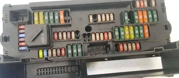 BMW 5 GT F07 Fuse box set 921086101 9210861-01