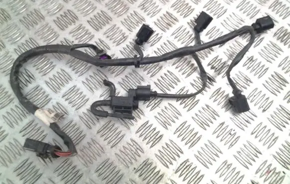 Audi RS4 Fuel injector wires 079971627D