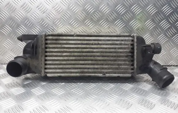 Citroen C5 Intercooler radiator 9645682880