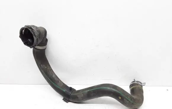 Volvo V40 Engine coolant pipe/hose 31474987