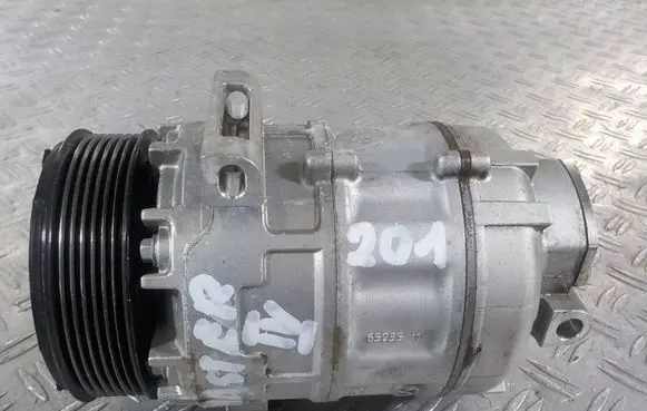 Renault Master III Air conditioning (A/C) compressor (pump)