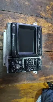 Mercedes-Benz C W202 Radio/CD/DVD/GPS head unit A2208204089 8638204257