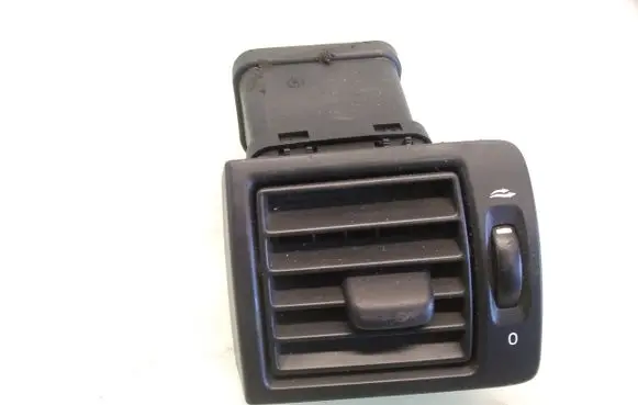 Volvo V50 Dashboard side air vent grill/cover trim Y01103
