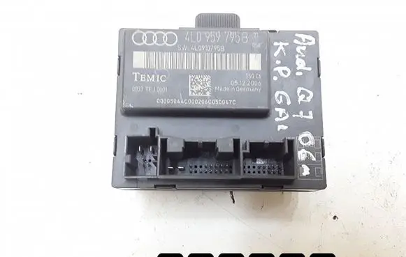 Audi Q7 4L Engine control unit/module duru 4L0959795B