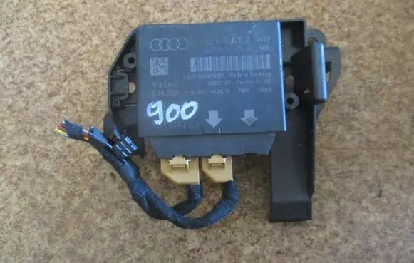 Audi A4 S4 B8 8K Parking PDC control unit/module 8K0919475R