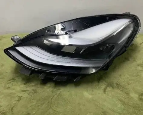 Tesla Model Y Headlight/headlamp 341141412412
