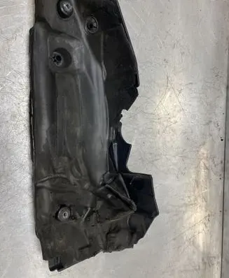 BMW 5 E60 E61 Engine cover (trim) 7788918