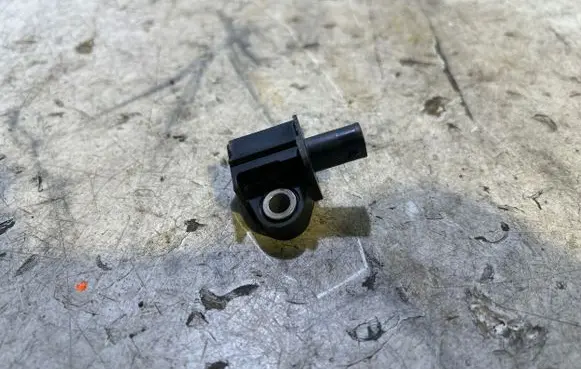 Chrysler Pacifica Airbag deployment crash/impact sensor 68245079AA 0455A 53328371