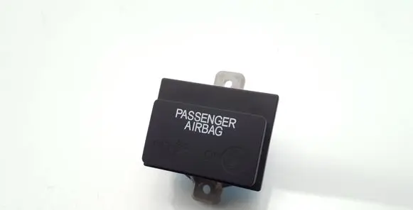 Honda CR-V Passenger airbag on/off switch M47258