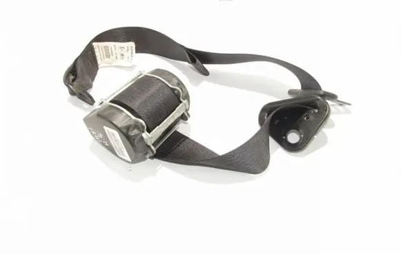Rear seatbelt