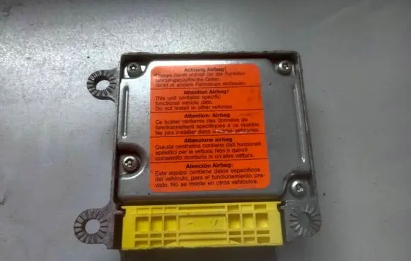 Volkswagen PASSAT B5 Airbag control unit/module 1C0909605B 06020410H 5WK43124