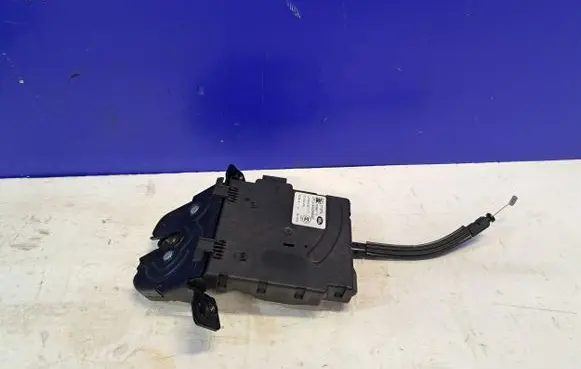 Jaguar XE Tailgate/trunk/boot lock/catch/latch CPLAA442A66AE