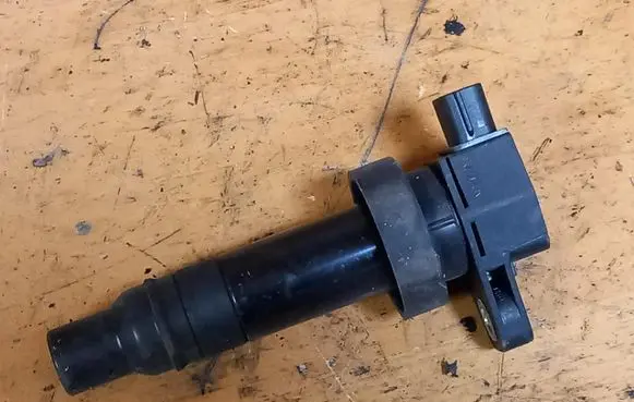 KIA Venga High voltage ignition coil 273012B010