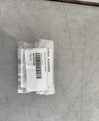 Toyota Corolla E210 E21 Nuts/bolts 9015960496 9015960477