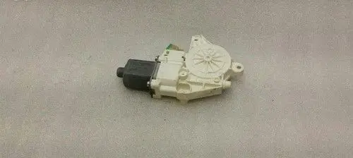 Mercedes-Benz ML W164 Front door window regulator motor A2518200208