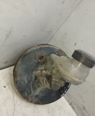 Toyota Yaris Verso Brake booster 